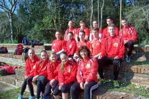 Unsere TSG-Leichtathleten mit Betreuerstab unter der Sonne Italiens